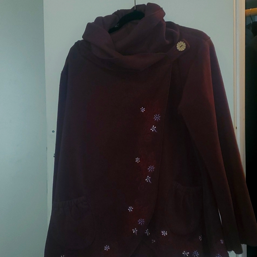 Cozy floral maroon poncho